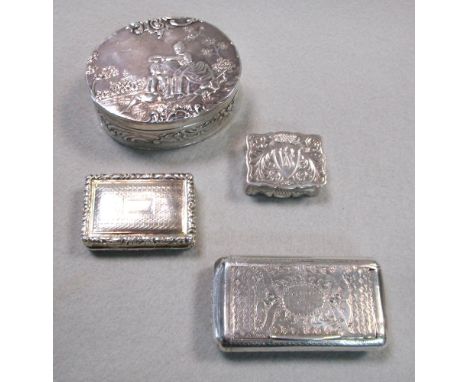 A George IV silver vinaigrette, Birmingham 1829, maker's mark 'J B', the rectangular body with engine turned decoration, the 