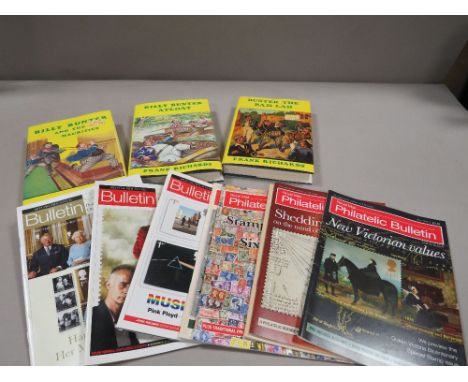 A tray of vintage books to include Bunter