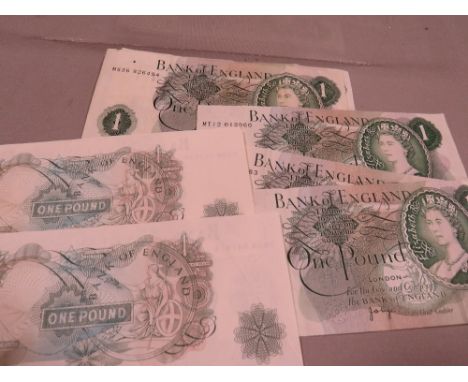 A collection of vintage one pound notes, to include a consecutive run of four notes