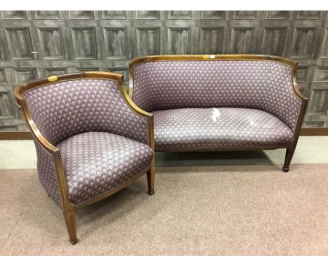 EDWARDIAN MAHOGANY SHERATON REVIVAL PARLOUR SUITE, the show frame inlaid with central oval patera within boxwood borders, uph