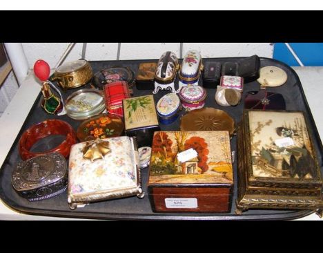 A collection of trinket boxes and compacts, etc. 