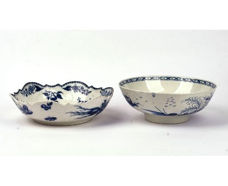 A WORCESTER PORCELAIN BLUE AND WHITE BOWL1770'sPainted with `The Rock Strata Island' pattern, open crescent mark, 24cm diamet