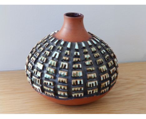 A Poole Pottery Atlantis carved squat vase designed by Guy Sydenham and Susan Dipple – A5/2.