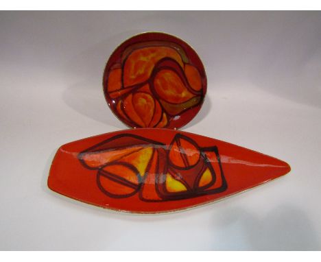 Two pieces of Poole pottery Delphis range, spear plate and another