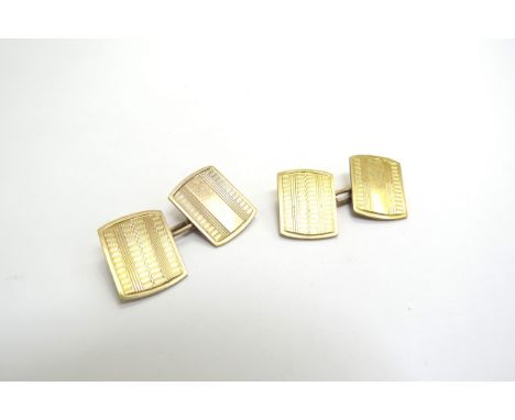 A pair of 9ct gold cufflinks, engine turned detail, 5.4g 