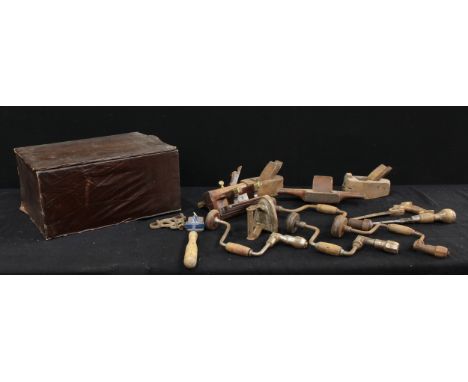 Tools - vintage tools including planes, braces, etc 