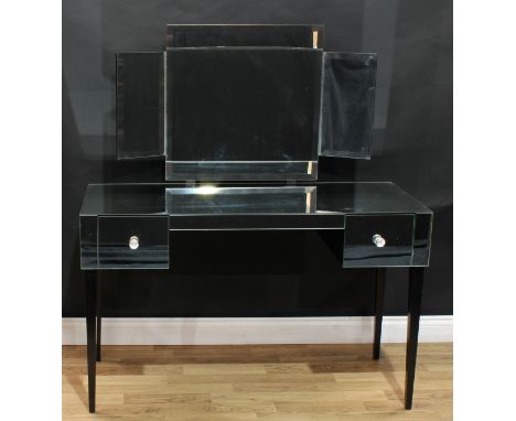 An Art Deco inspired mirrored dressing table, triptych mirror, 136.5cm high, 121cm wide, 51cm deep(originally retailed by the