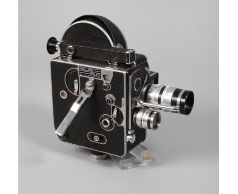 Paillard Bolex H16 FilmkameraSchweiz, 1959, Gehäuse mehrfach gemarkt, Seriennummer 158911, Objektive gemarkt Cine-T. Arco 38 