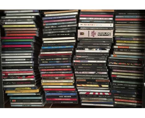 INDIE / WAVE / PUNK / ELECTRONICA / COOL POP - CD COLLECTION. A wicked collection of around 550  x CDs. Artists include CAN, 