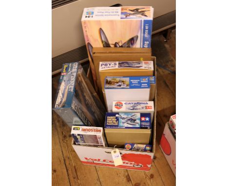 10 as new unmade model plastic kits. 2x Trumpeter 1:24 Supermarine Spitfire Mk.Vb Float Plane and a Hawker Sea Fury FB.11. 2x