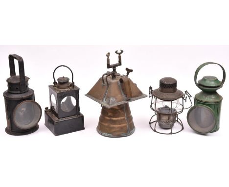 5x Railway lamps and parts. An unmarked black painted 4-aspect hand lamp (additional amber glass). An LNER green painted 3-as