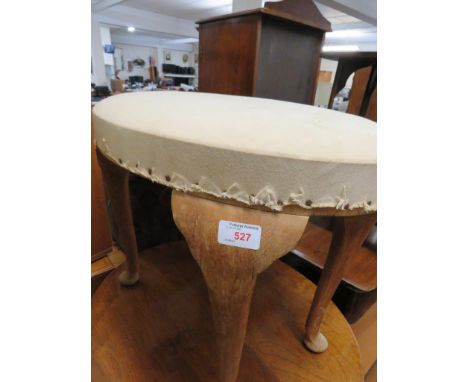A LIGHT WOOD UPHOLSTERED DRESSING TABLE STOOL*