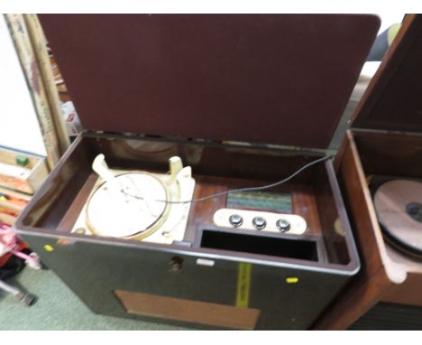 A VINTAGE WOODEN CASED RADIOGRAM*