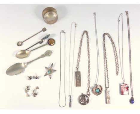 TWO SILVER JUBILEE SILVER PENDANTS ON CHAINS, THREE SILVER PENDANTS, NAPKIN RING, AND OTHER ITEMS INCLUDING A SILVER 'ROMAN' 