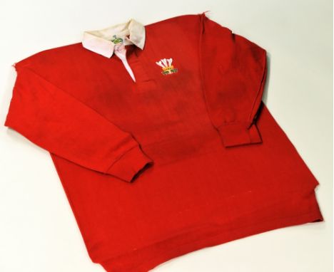 'WALES GREATEST EVER' - SIR GARETH EDWARDS' INTERNATIONAL WELSH RUGBY JERSEY MATCH WORN V IRELAND IN 1977  The jersey from th