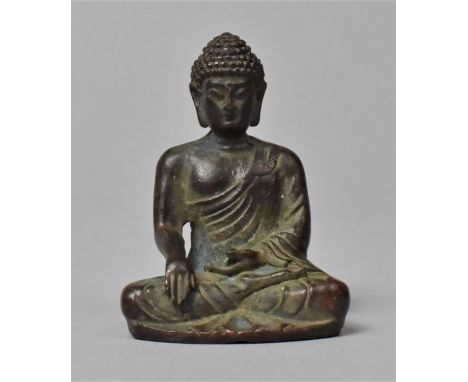 A Bronze Study of Seated Buddha, 4.5cm high 