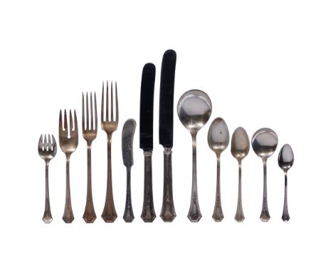 Reed and Barton Dorothy Quincy Sterling Silver Flatware Assortment  (101) items including (10) 9.5-inch knives, (12) 8.5-inch
