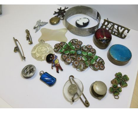 MIXED LOT OF COSTUME JEWELLERY including enamelled flower belt buckle, enamelled topped pill box and enamel ladybird pill box