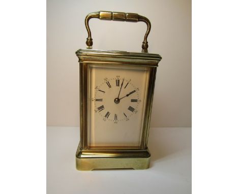 CARRIAGE CLOCK, brass bevelled glass coiled bar strike carriage clock, 5.5" high 