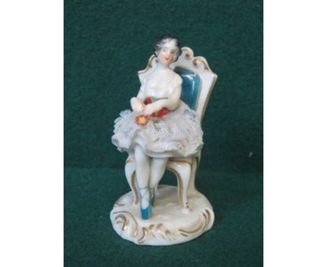 CONTINENTAL STYLE HANDPAINTED AND GILDED GLAZED CERAMIC FIGURE OF A SEATED LADY, POSSIBLY CAPODIMONTE, APPROXIMATELY 8cm HIGH