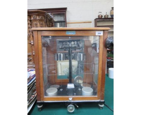 VINTAGE SET OF MAHOGANY AND GLASS CASED SCALES, STAMPED TOWERS WIDNES 