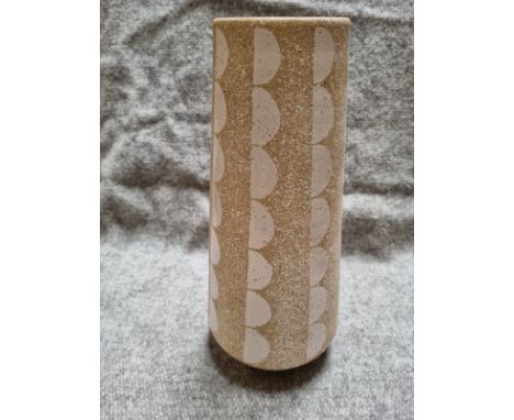 Parlane New Retail Item Cadence Vase Sand Brown And White Ceramic 410 X 180mm (820622)
