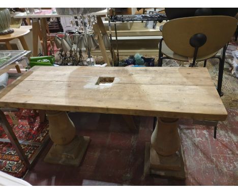A Rustic Reclaimed Wood Bench Table With Cut Through For Basin 120 X 47 X 65cn (SR195) Ex Showroom Display