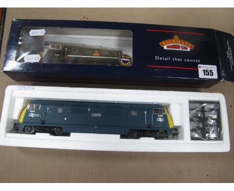 Bachmann "OO" Gauge/4mm Ref 32-053 Class 42 Warship Bo-Bo Diesel Locomotive, BR blue "Avenger" R/No D.804, good boxed conditi