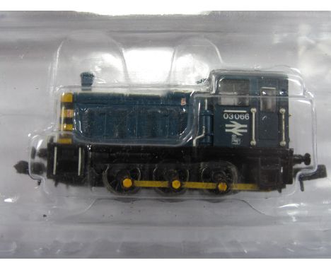 Graham Farish 'N' Gauge Ref 371-062 Class 03 Diesel Shunter, BR blue, R/No. 03066, very good cased condition.