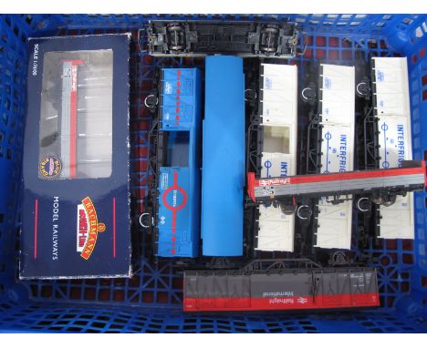 Six Hornby "OO" Gauge/4mm Unboxed Box Vans, Railfreight, Civil Link, etc - plus two Bachmann Ref 38.041 31 Ton Railfreight Op