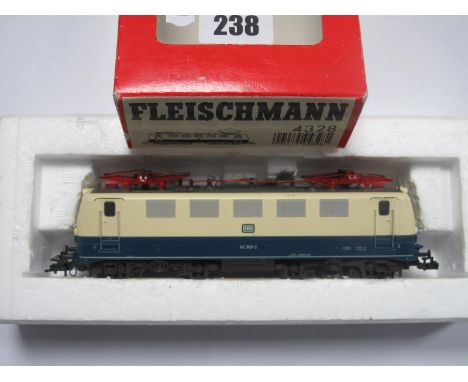 Fleischmann "HO" Gauge Ref 4328 DB Railways Class BR141 Bo-Bo Electric Locomotive, blue/cream R/No 141363-2, fitted twin pant