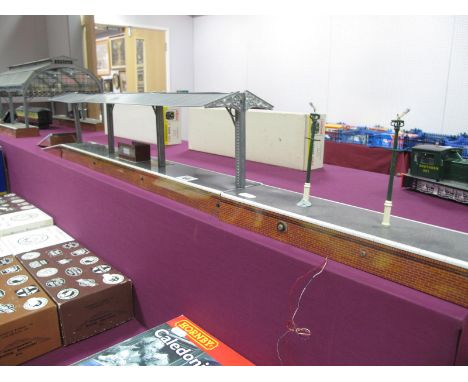 Ace Trains ''O'' Gauge/7mm Wayside Platform With Canopy- non standard item made up from station components. (4 piece) fair to