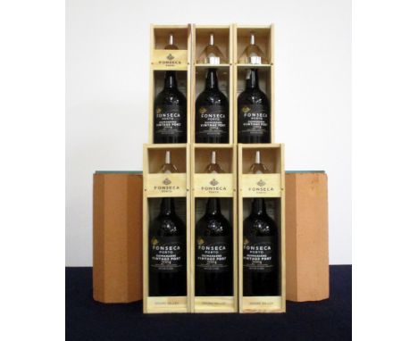 V 6 bts Fonseca Guimaraens 2004 Vintage Port ind owc with funnel