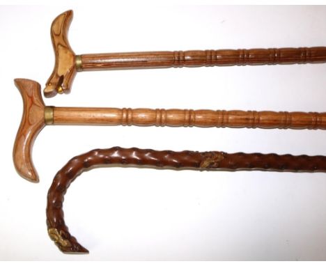 Medlar wood walking stick with applied gilt lizards, marked MISPEL, and two others, max. H93cm (3) 