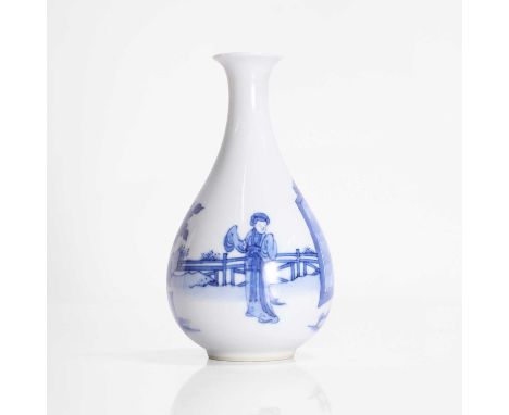 A Chinese blue and white vase, possibly Kangxi, the pear-shaped body rising from a circular foot to a flared rim, painted wit