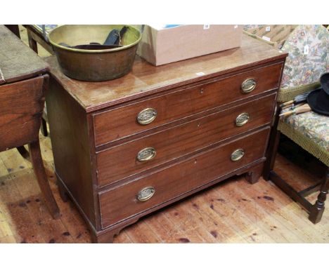 Georgian mahogany chest of three long drawers on bracket feet