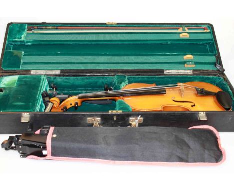 Cased violin, The Stentor Conservatoire violin, numbered 006, with bow and music stand