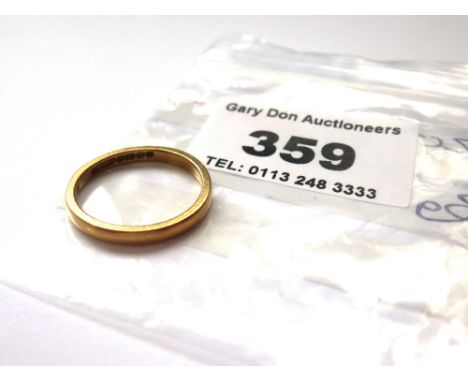 22K GOLD RING SIZE M1/2 W:3G