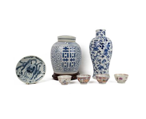 A COLLECTION SEVEN CHINESE PORCELAIN ITEMS, 18TH/19TH CENTURY  A blue and white jar of slightly tapering ovoid form, decorate