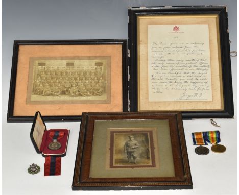 WW1 Royal Marine Light Infantry medal pair comprising War Medal and Victory Medal named to CH198 Pete F W Jobbins, RMLI, with