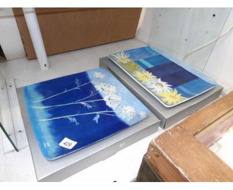 2 boxed Royal Worcester porcelain trays