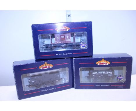 Three boxed Bachmann OO wagons 