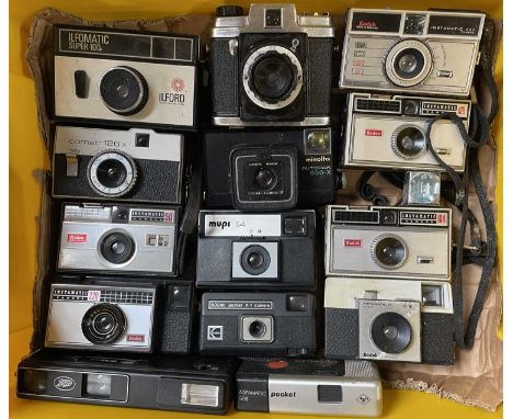 One box of various vintage cameras (14)