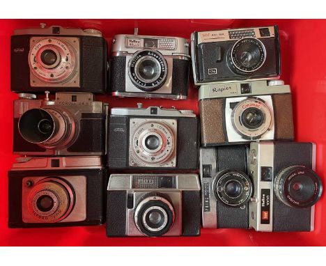 One box of various vintage cameras (10)