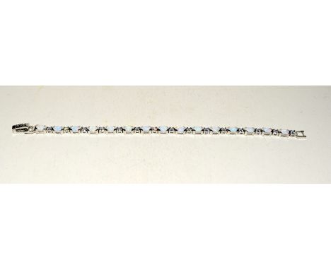 Good silver and opal line bracelet