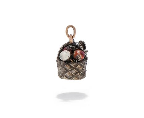FABERGÉ, AN ENAMEL BASKET PENDANT WORKMASTER JOHANN VIKTOR AARNE, ST. PETERSBURG 1890-1899 Modelled as a silver basket with w