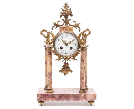 Samuel Marti a Paris, A four-pillar mantel clock: the eight-day duration movement striking the hours and half-hours on a bell