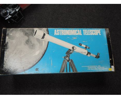 A Japan (K), Astronomical Telescope with inner packing in original box