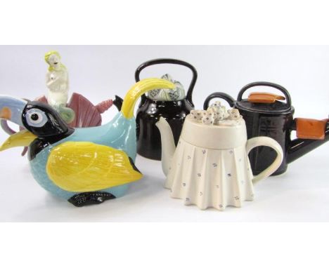 Novelty ceramic teapots, including Roy Simpson, Swineside, Tony Wood and JG Morten (a quantity).