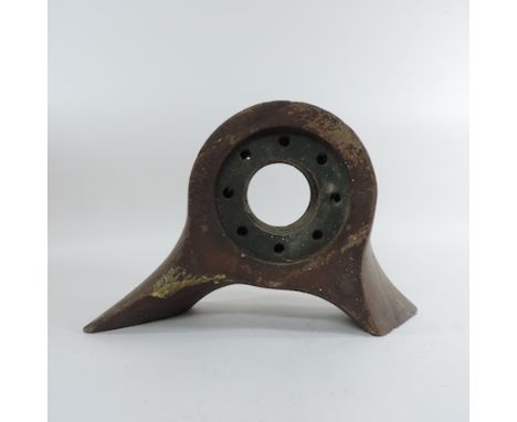 A World War I wooden aeroplane propeller, converted to a clock case, dated 1918, 28cm high